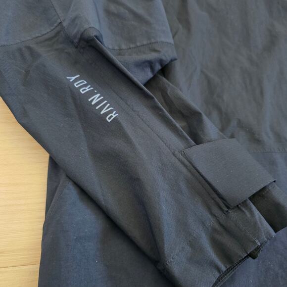 *NWOT adidas Womens Xploric RAIN.RDY Hiking Nylon Jacket Black Size M Full Zip - Picture 4 of 9